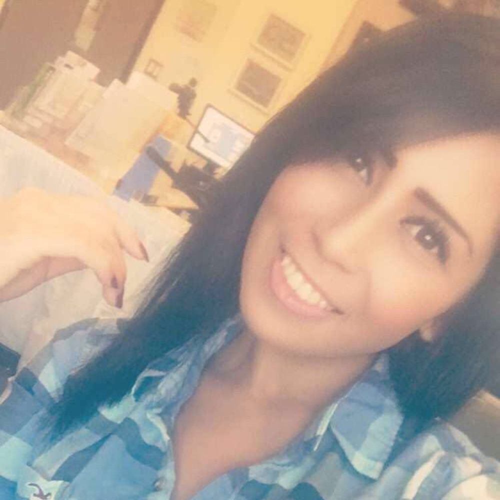 Meet your Posher, Alexandra